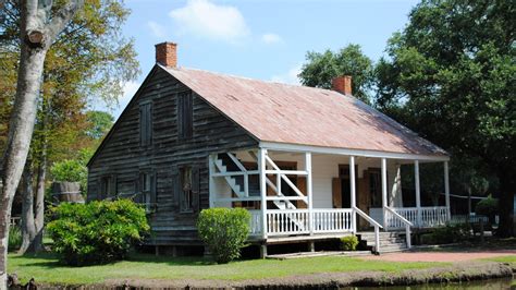 acadian village history.